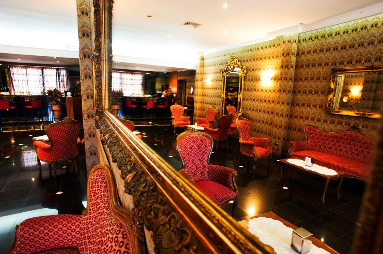 Grande Albergo Miramare Formia Bagian luar foto